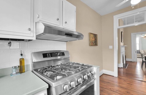 Beach Institute House | Beautiful Manor in Prime Location w/Charming Courtyard by Lucky Savannah