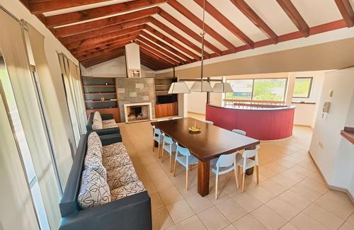 Bajo Lunlunta House | Beautiful Mansion w/Pool&Jacuzzi-Gated Community