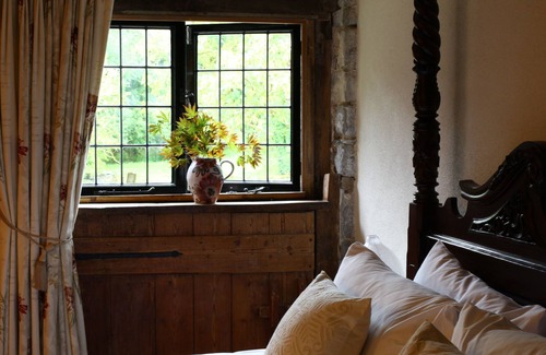 Totnes House | Beautiful Medieval Manor in the heart of the Devon Countryside