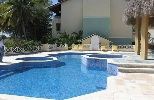 Veron Condo | Beautiful modern 2 level condo across from Bavaro Beach central air