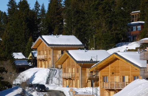 Chamrousse Ski Chalet | Beautiful Modern Chalet with Fantastic Views over the Grenoble Valley