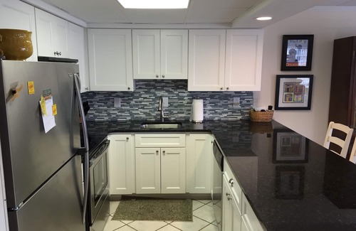 North Ocean City Condo | Beautiful, Modern Condo Directly on Ocean !