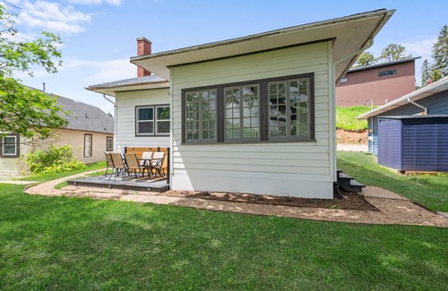 Deadwood House | Beautiful Modern/Rustic Cottage in the heart of Lead!