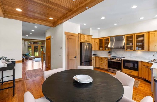 Big Sky Meadow Village House | Beautiful Mountian-View Townhome with Pool and Private Hot Tub