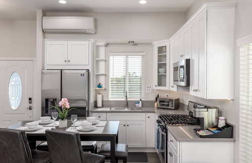 Kit Carson House | Beautiful New Home with Large Balcony & Views!