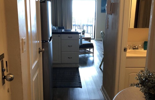 Crescent Beach Condo | Beautiful newly remodeled Oceanfront Condo