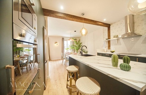 Santander Apartment | Beautiful newly renovated apartment in the center of Santander