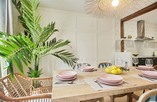 Santander Apartment | Beautiful newly renovated apartment in the center of Santander