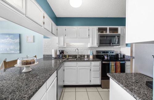 Windy Hill Condo | Beautiful Ocean Front 5th Flr Condo