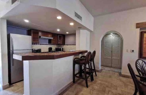 Puerto Vallarta Resort | Beautiful Ocean Front Condo with 3 bedrooms and 2 bathroom 5 star hotel