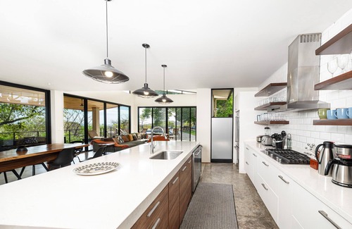 Playa Grande House | Beautiful ocean view home for large groups