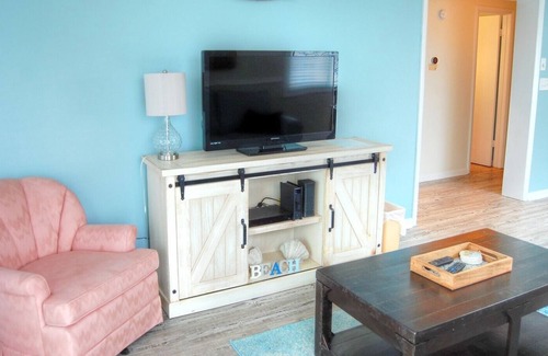 Myrtle Beach Condo | Beautiful Ocean views from this 2nd row condo. - Pelican Landing 312