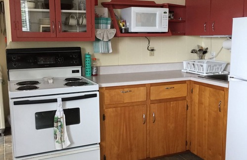 Canoe Cove Cottage | Beautiful Ocean view South Shore 2.5 Bedroom Cottage