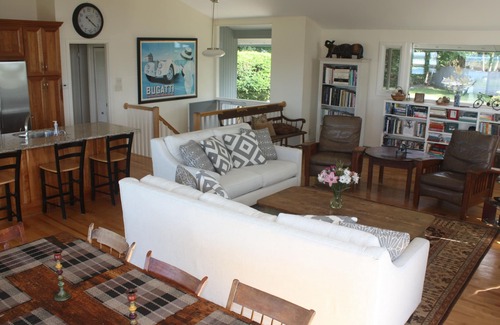 Gloucester House | Beautiful Oceanfront Home in Estate Setting, Gloucester WINTER RATES AVAILABLE