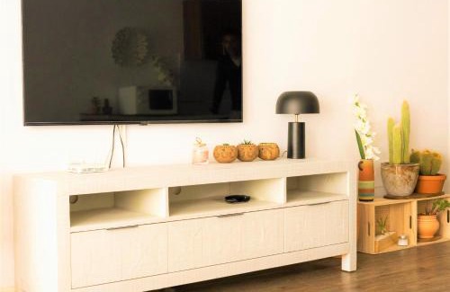Los Pocillos Apartment | Beautiful One Bedroom Ground Floor Apartment - VeraLuna