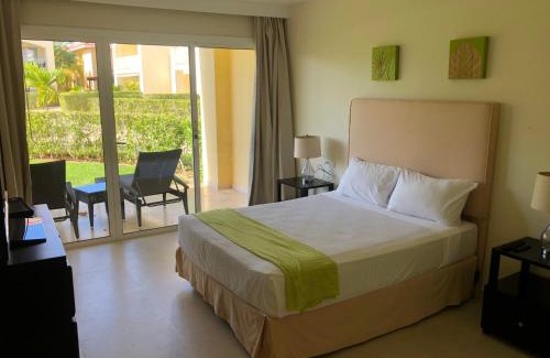 Bavaro Apartment | Beautiful One Bedroom unit with pool and Beach club in a Golf Project