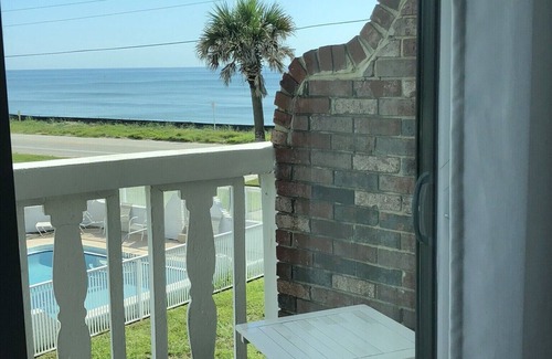 Ormond-by-the-Sea Condo | Beautiful Ormond Beach Oceanview Condo
