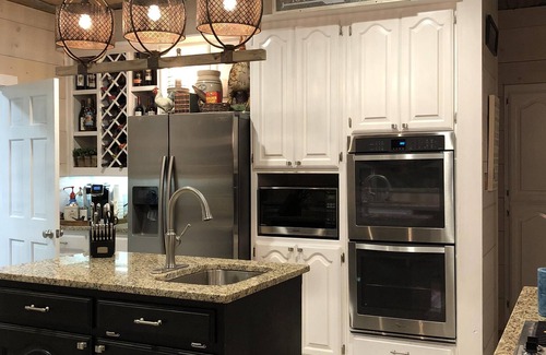Graford House | Beautiful Peninsula Lake Front Resort Home, Tucked Away in a Beautiful Cove ,