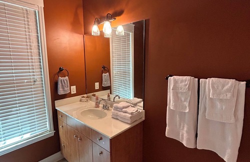 Pinehurst House | Beautiful Pinehurst vacation home 5 minutes from all Pinehurst golf courses.