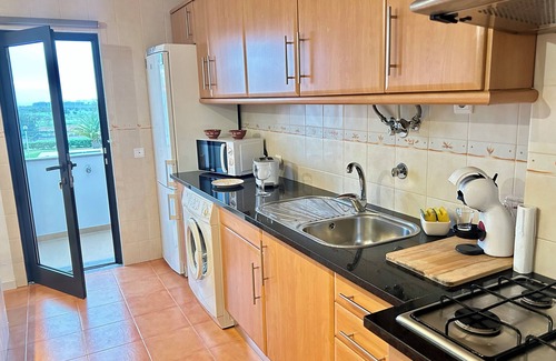 Pera Apartment | Beautiful pool apartment with sea view