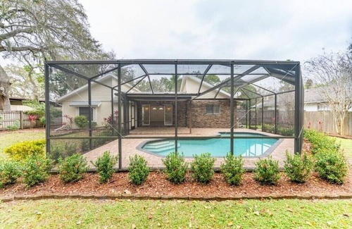 Whitfield House | Beautiful pool home, minutes away from famous beaches, 7 minutes to airport