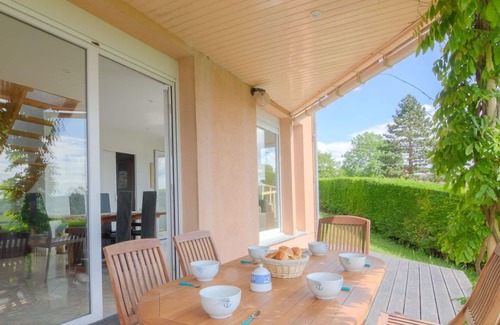 Benerville-sur-Mer House | Beautiful private villa with WIFI, TV, terrace, pets allowed, panoramic view and parking