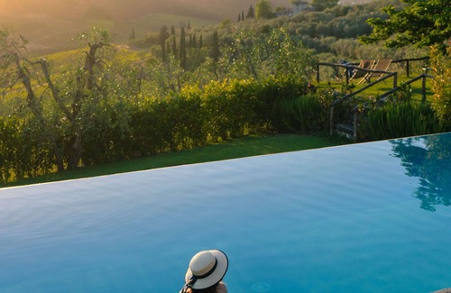 Greve in Chianti Villa | Beautiful private villa for 21 people with A/C, private pool, WIFI and TV