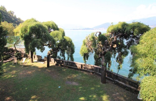 Laveno House | Beautiful private villa for 7 people with WIFI, TV, terrace and parking