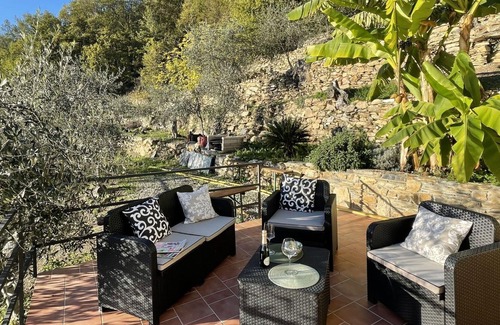 Valloria House | Beautiful private villa with WIFI, hot tub, private pool, TV, terrace, panoramic view and parking