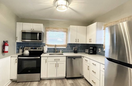 Brigantine House | Beautiful Private Condo- Newly Renovated- steps to the beach!