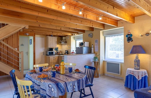 Plounevez-Lochrist House | Beautiful private villa for 4 guests with WIFI, TV and terrace