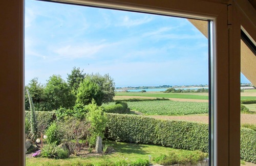 Plounevez-Lochrist House | Beautiful private villa for 4 guests with WIFI, TV and terrace