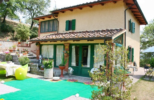 Civitella in Val di Chiana Villa | Beautiful private villa for 9 people with WIFI, private pool, TV and pets allowed, close to Arezzo