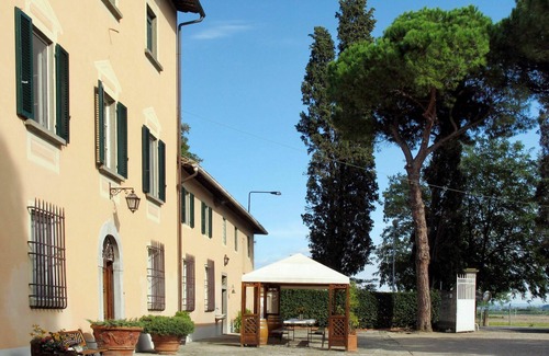 San Miniato Basso House | Beautiful private villa for 20 people with private pool, WIFI, TV, patio, pets allowed and parking