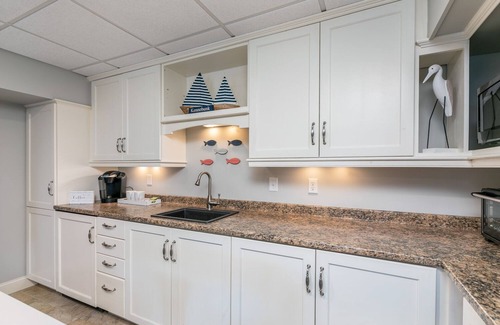 Kennebunk Apartment | Beautiful Private Oasis - On the River's Edge