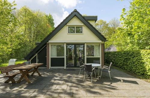 Municipality of Simpelveld House | Beautiful private villa for 4 people with WIFI, A/C, TV and terrace