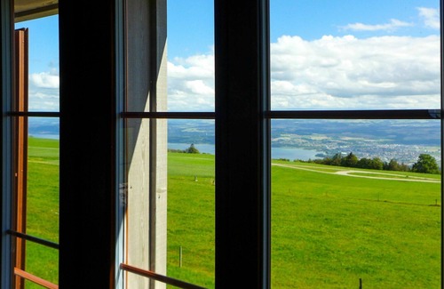 Bullet House | Beautiful private villa for 6 people with WIFI, pets allowed and panoramic view