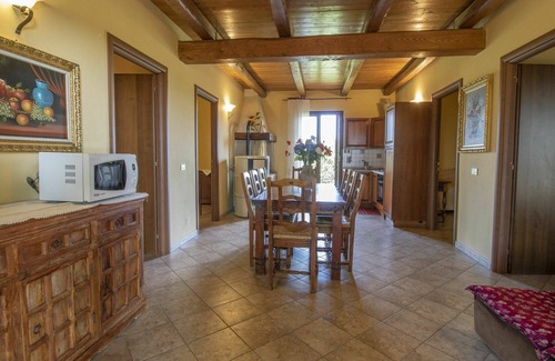 Corchiano Villa | Beautiful private villa with WIFI, private pool, TV, terrace, pets allowed and panoramic view