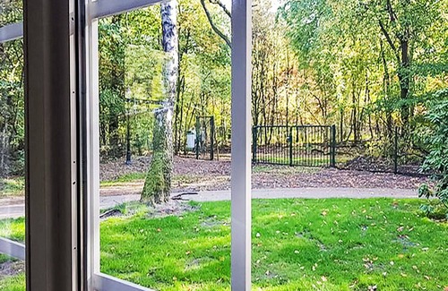 Bosgebied Hoenderloo House | Beautiful private villa for 14 people with WIFI, pool, TV and terrace