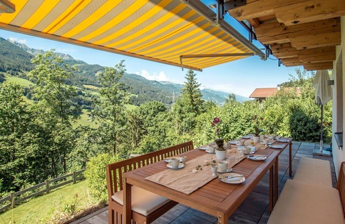 Taxenbach House | Beautiful private villa for 8 people with WIFI, TV, terrace and pets allowed