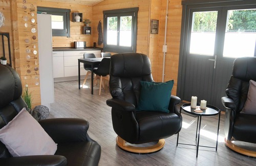 Alpenrod House | Beautiful private villa for 4 people with TV and terrace