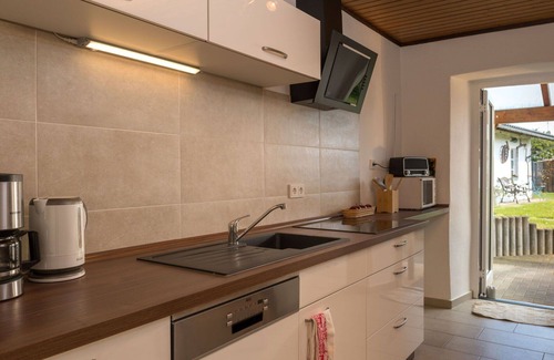 Manderscheid House | Beautiful private villa for 7 people with WIFI, TV and patio