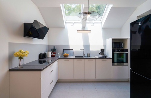Plovan House | Beautiful private villa for 5 people with WIFI, TV and terrace