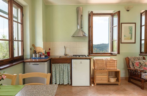 Montieri Villa | Beautiful private villa for 7 people with patio and pets allowed