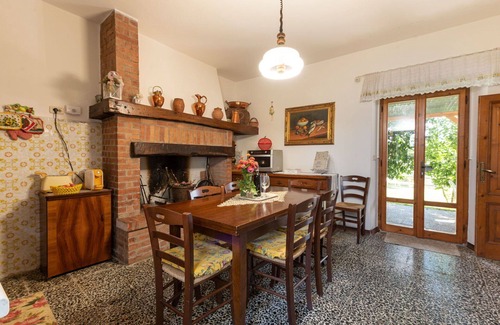 Scansano House | Beautiful private villa with hot tub, WIFI, TV, terrace, pets allowed and panoramic view