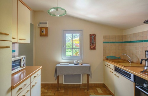 Pouldreuzic House | Beautiful private villa for 2 guests with TV and terrace