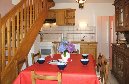 Ploumilliau House | Beautiful private villa for 5 people with WIFI, pool, TV and terrace
