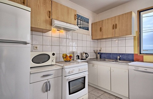 Asserac House | Beautiful private villa for 4 people with WIFI, TV, patio and pets allowed