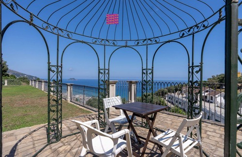 Alassio Villa | Beautiful private villa for 8 guests with WIFI, A/C and terrace