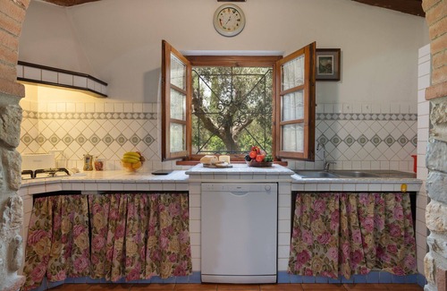 Bibbona Villa | Beautiful private villa with WIFI, A/C, private pool, TV, patio, pets allowed and panoramic view